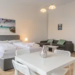 Welcoming 2Br Apt. Near Akh- Perfect For Longstays